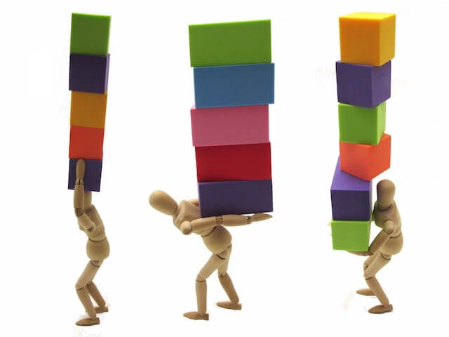 重荷に苦しむ人